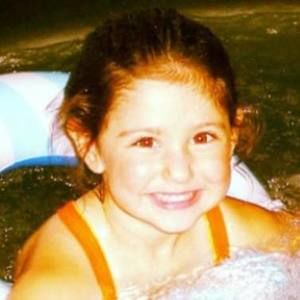 Meet your Posher, Kira